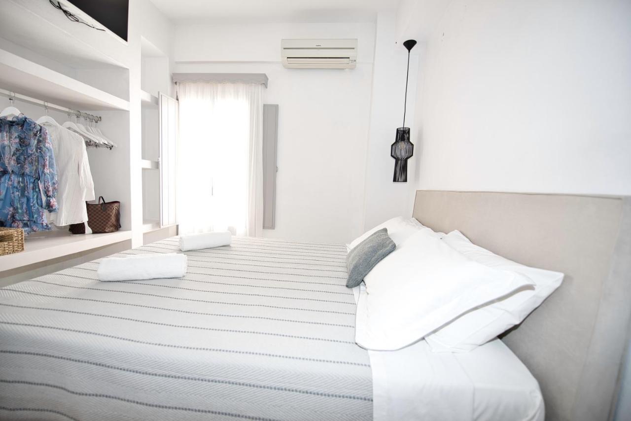 Anessis Aparthotel Fira  Exterior photo