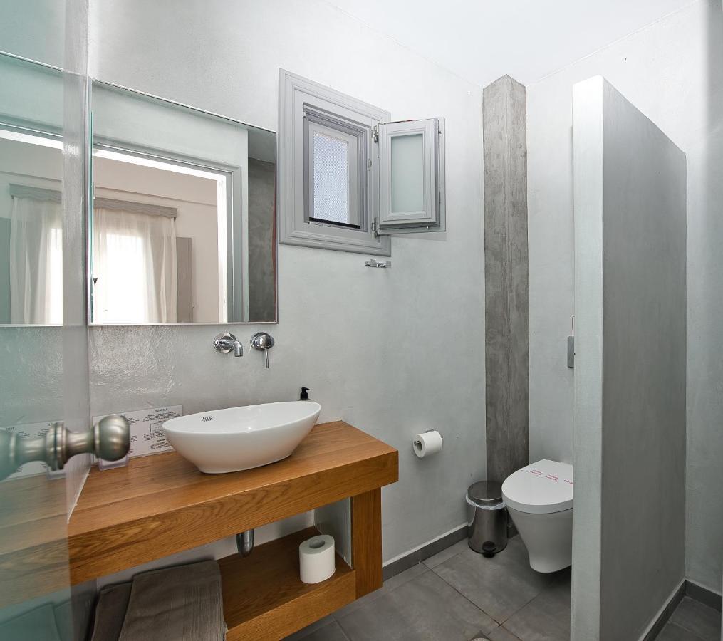 Anessis Aparthotel Fira  Exterior photo