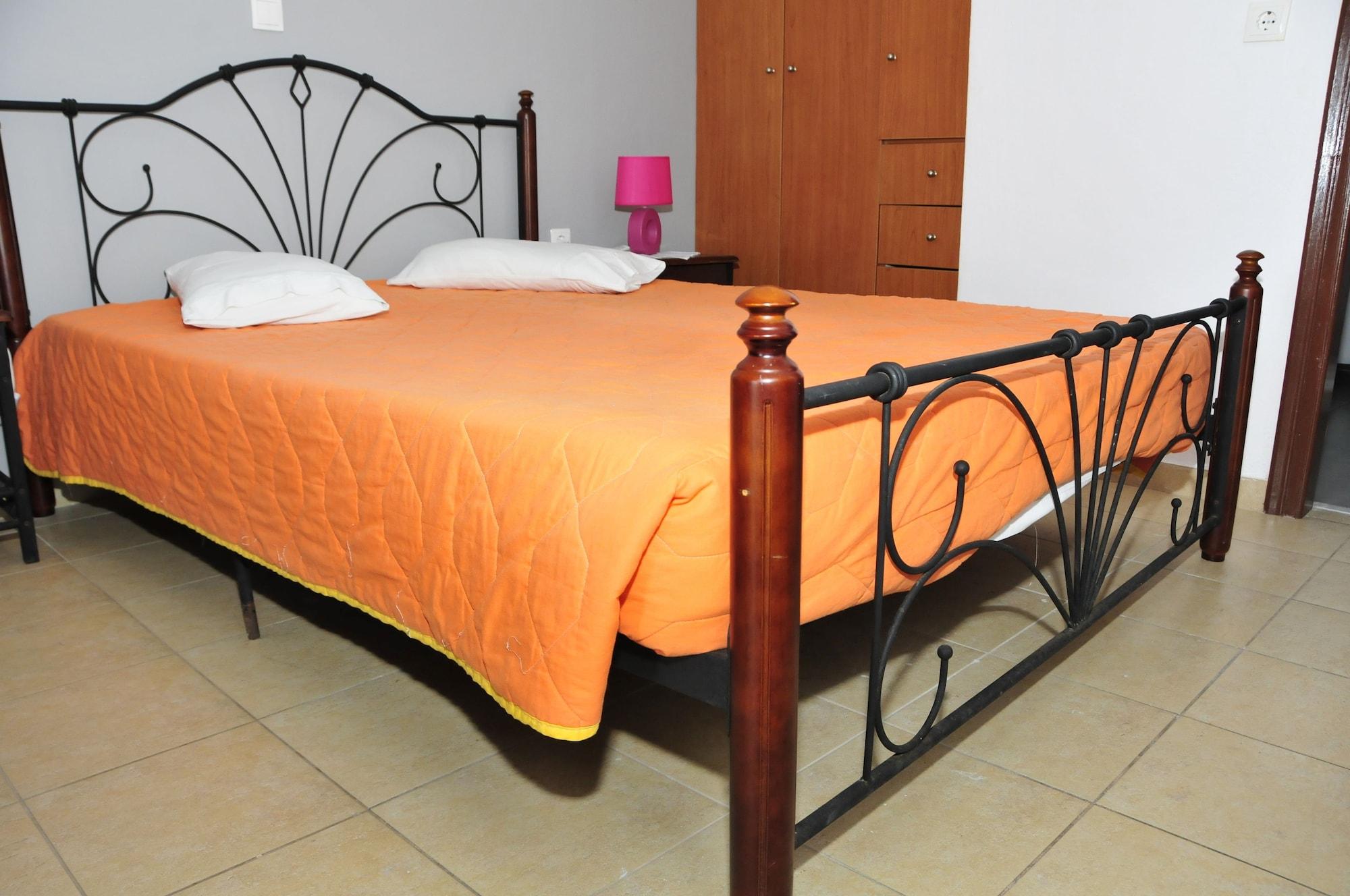 Anessis Aparthotel Fira  Exterior photo